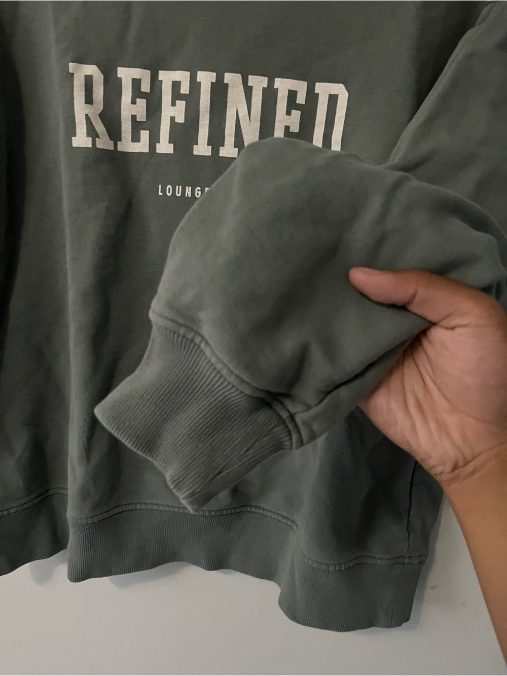 OAK + FORT Women's Crewneck sweatshirt in Olive Green - REFINED loungewear logo - Picture 5 of 13